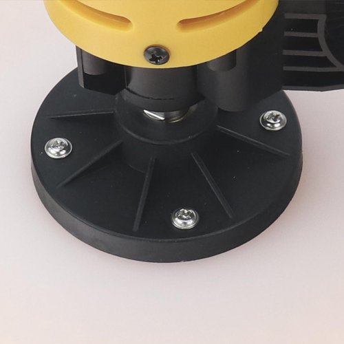Undersized connector on a conventional brush disc