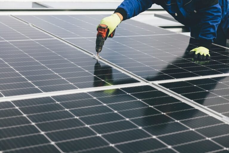 How to Clean Solar Panels Without Damaging Them