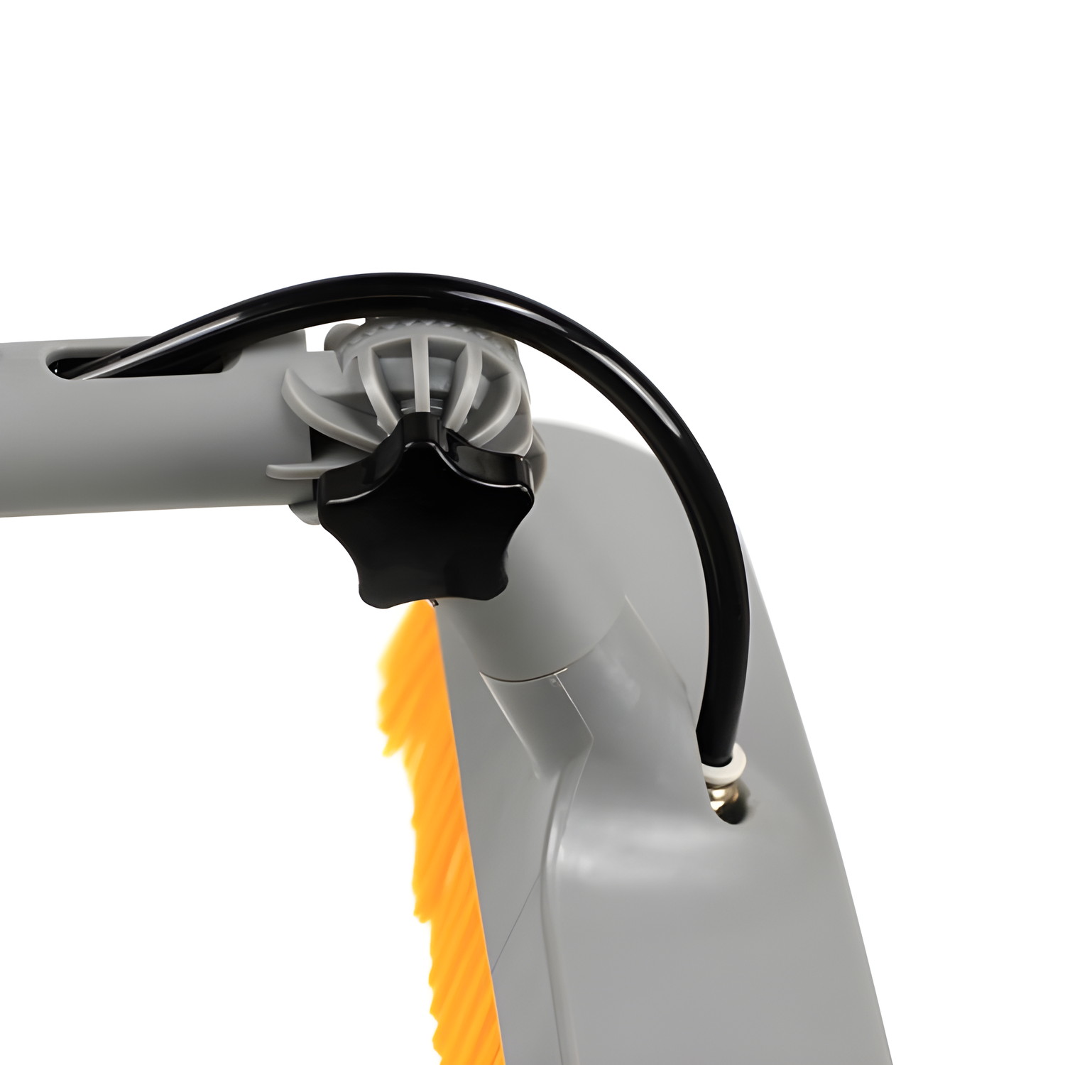 Hidden-pipe brush head